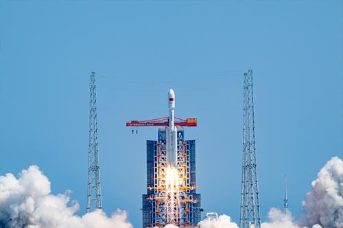 中方:愿同奥方一道密切交往、增进共识、赓续友谊