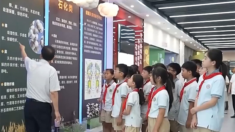 哀牢山发现全球仅千只的鸟